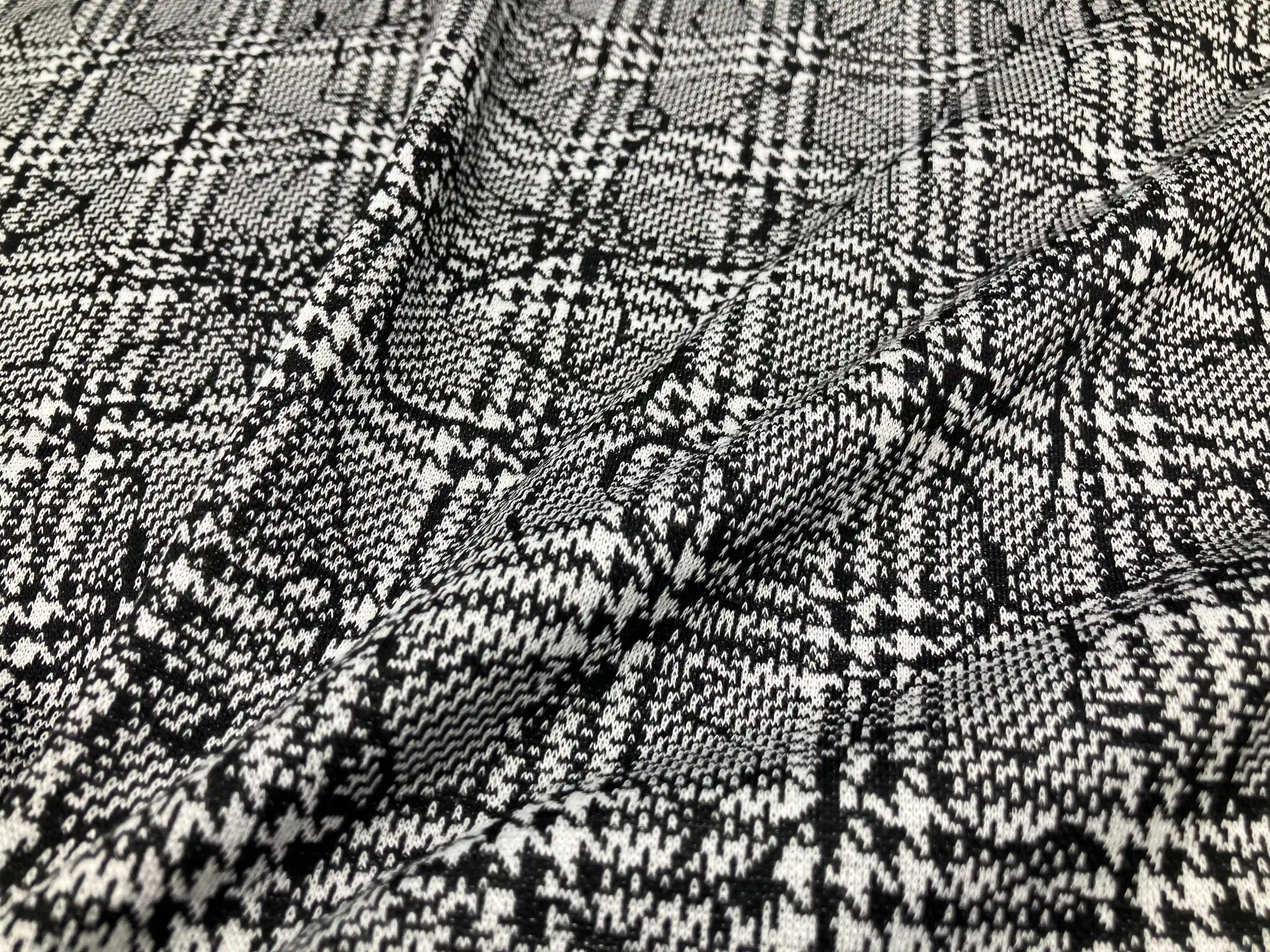 TEXWAY jacket and outerwear fabric: quilted jacquard, textured ottoman, knit tweed and brushed fleece, Item No. T190154, Design No. T/D-CK